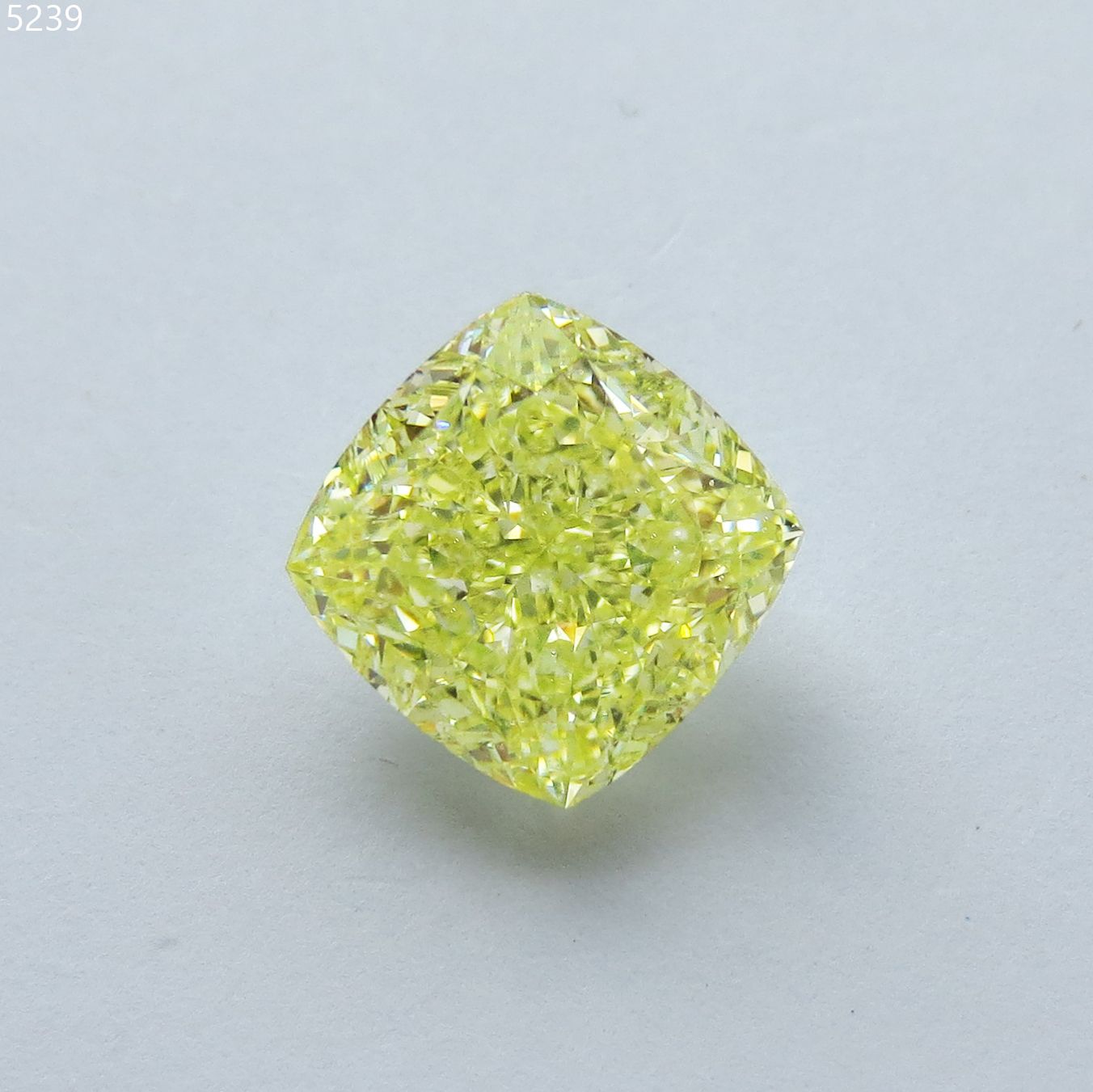 5.01ct Cushion diamond