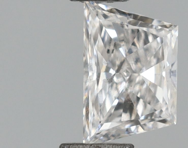 0.3 ct lab-grown Trapezoid Diamond