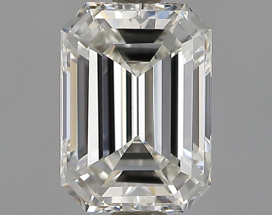 0.71 ct Emerald diamond