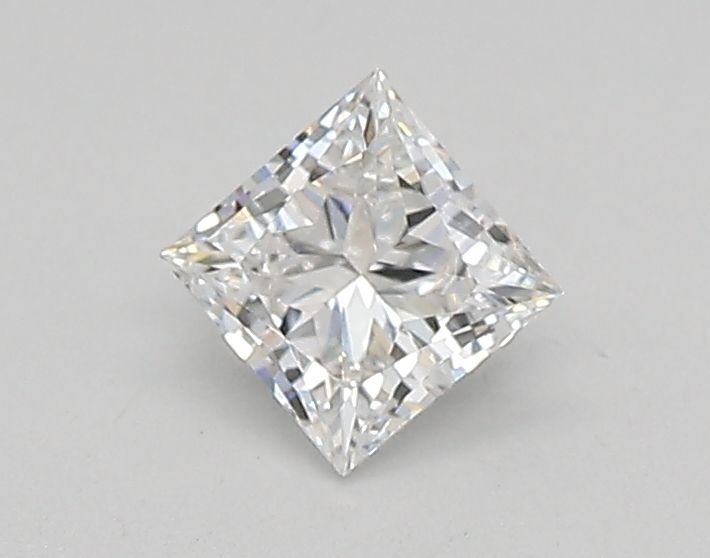 0.4 ct lab-grown Princess Diamond