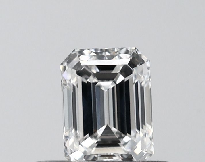 0.45 ct lab-grown Emerald Diamond