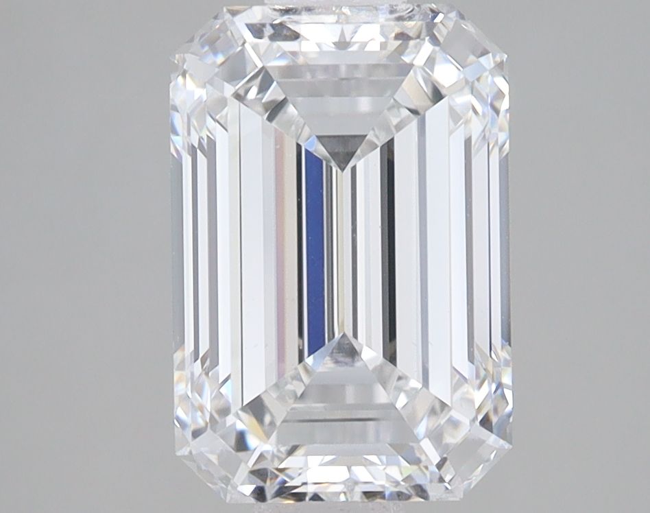 3.10 ct. emerald Lab Grown Diamond front image
