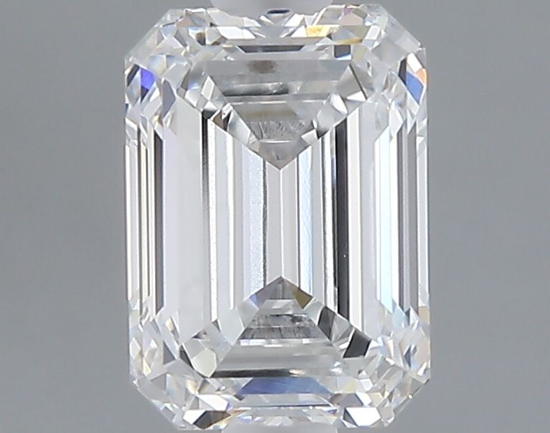 1.04 ct. emerald Lab Grown Diamond front image