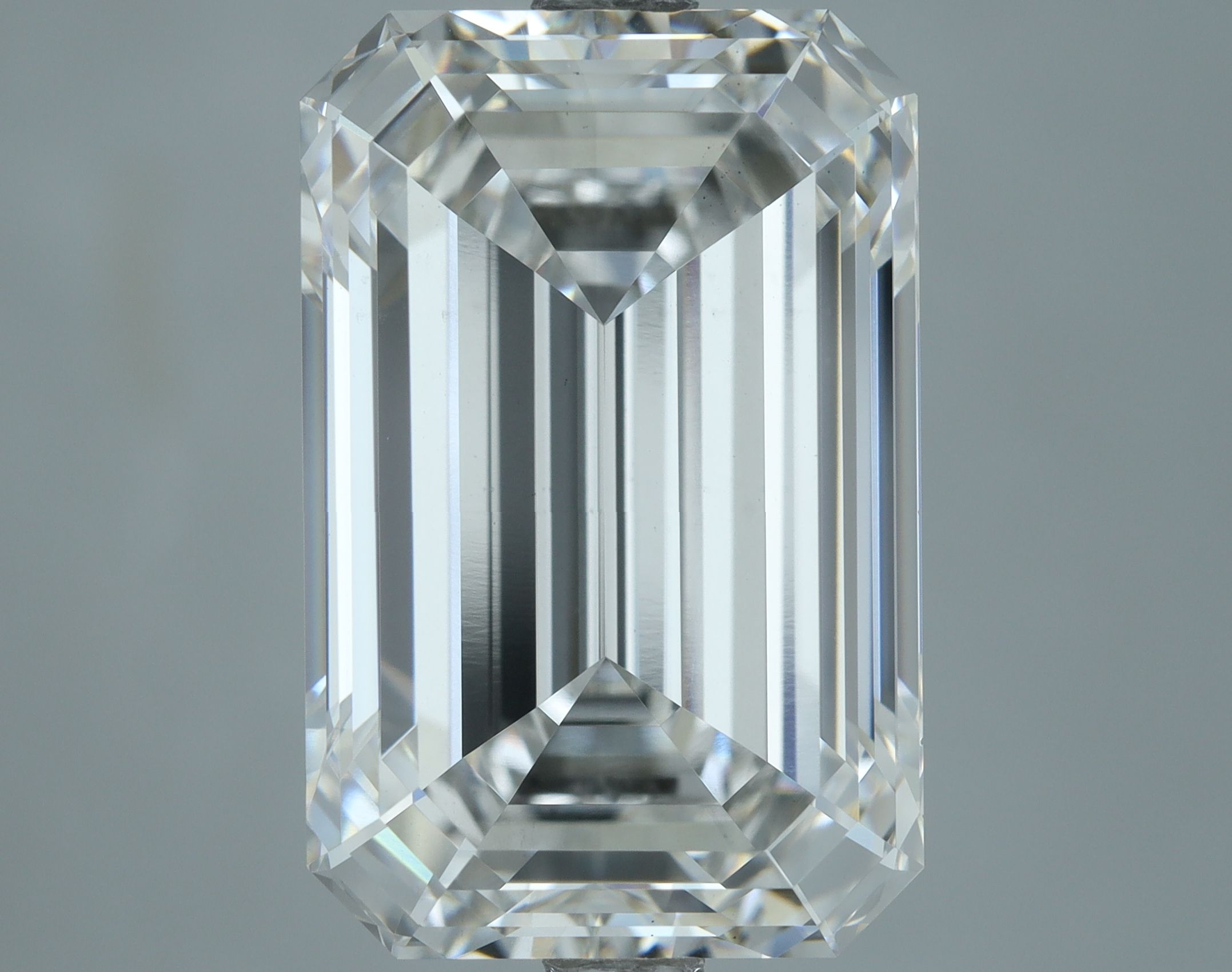 7.04 ct. emerald Lab Grown Diamond front image