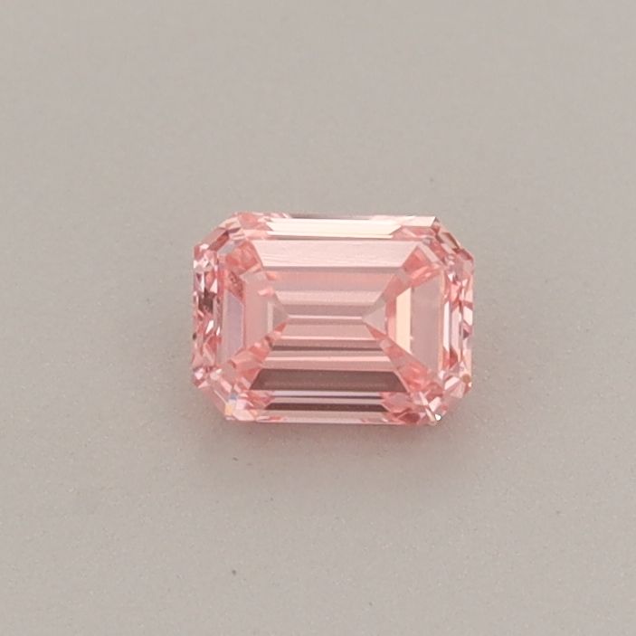 0.27 ct lab-grown Emerald Diamond