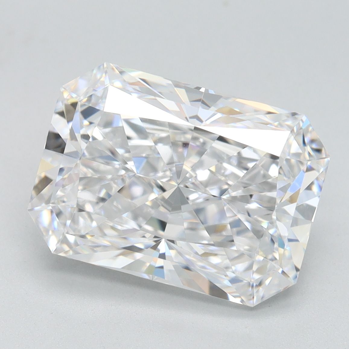 3.88 ct. radiant Lab Grown Diamond front image