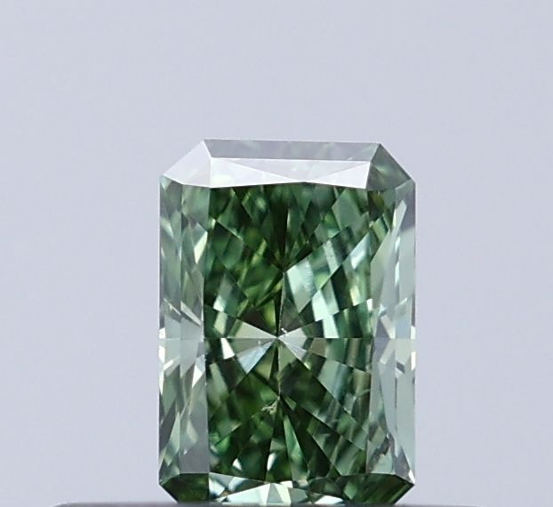0.24 CT Fancy Vivid Green RADIANT
