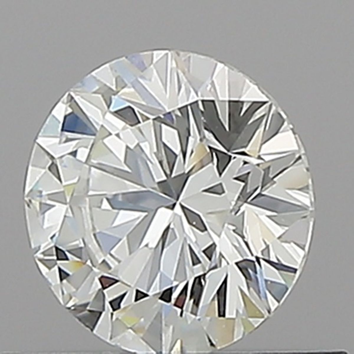 0.62 ct lab-grown Round Diamond