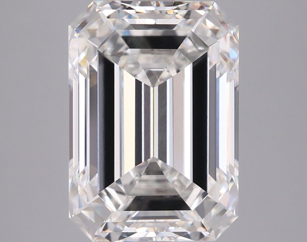 5.52 ct. emerald Lab Grown Diamond front image