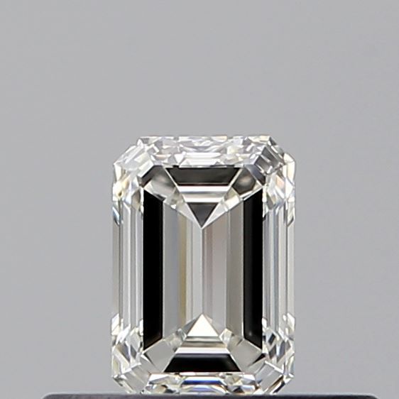 0.30 ct Emerald diamond