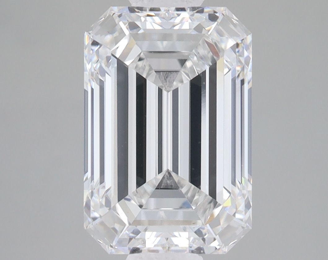 3.05 ct. emerald Lab Grown Diamond front image