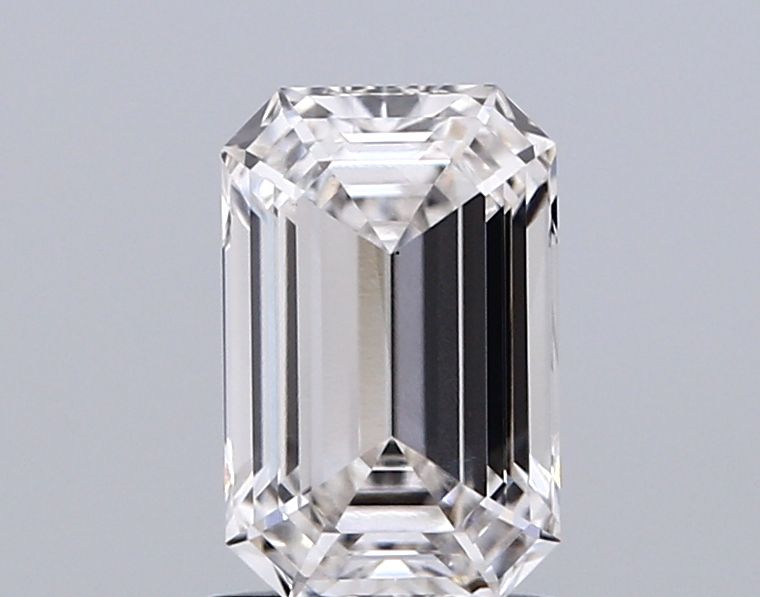 1.49 ct. emerald Lab Grown Diamond front image