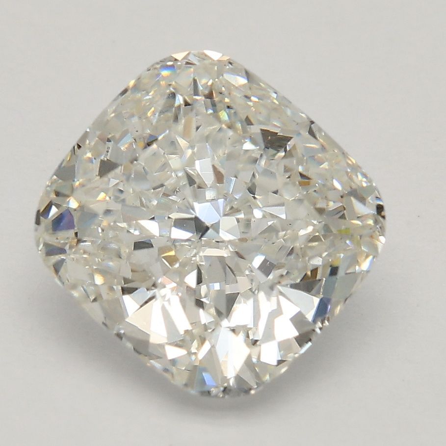 2.16 ct Cushion Brilliant diamond