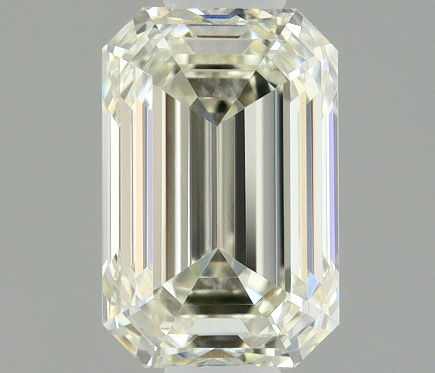 0.5 ct Emerald Diamond