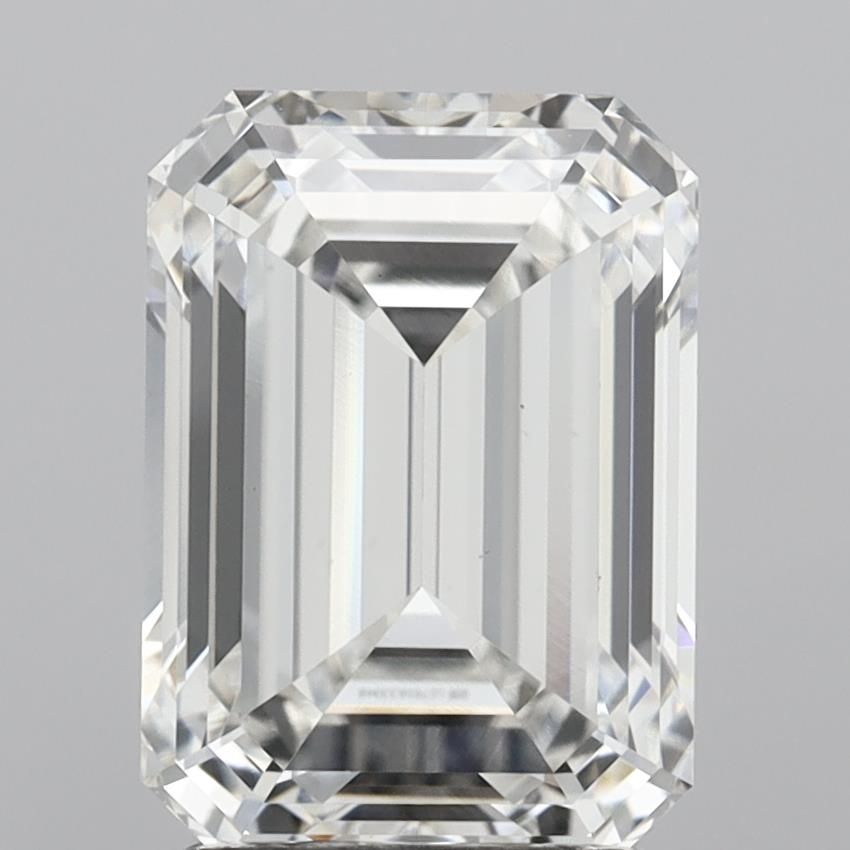 3.06 ct Emerald diamond