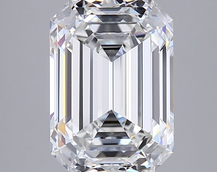 3.02 ct Emerald diamond