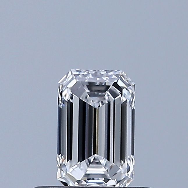 0.45 ct lab-grown Emerald Diamond