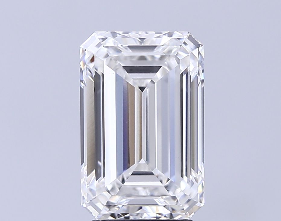 4.03 ct. emerald Lab Grown Diamond front image