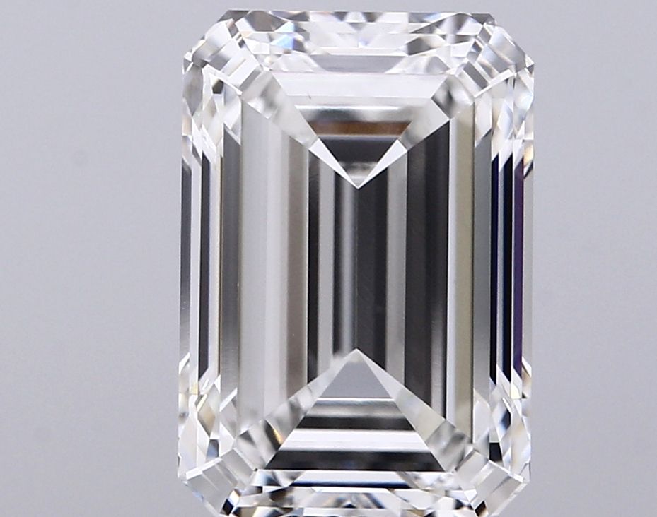 5.01 ct. emerald Lab Grown Diamond front image
