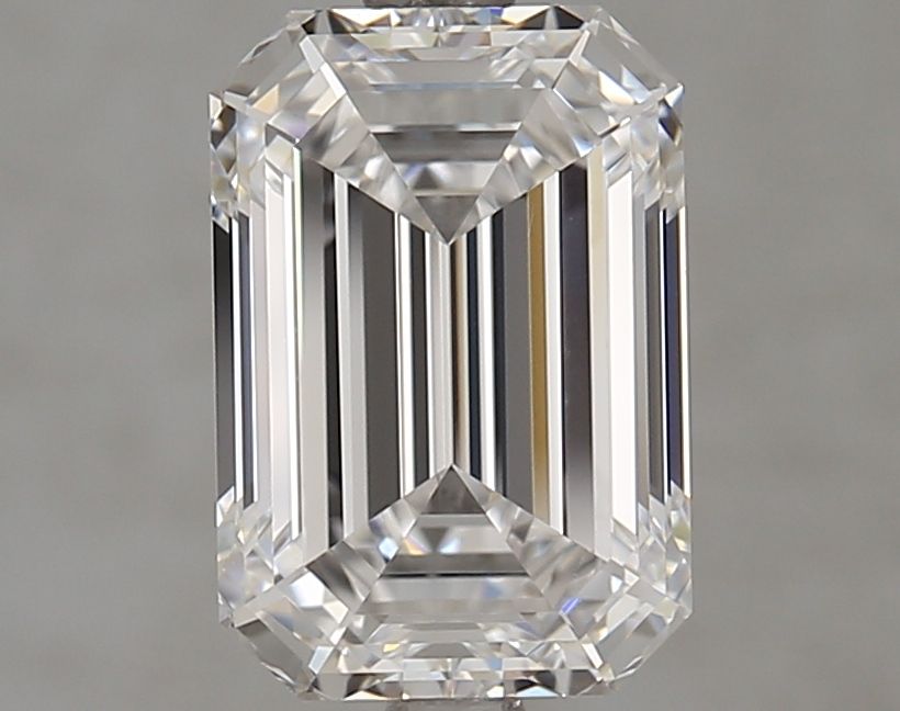 2.50 ct. emerald Lab Grown Diamond front image