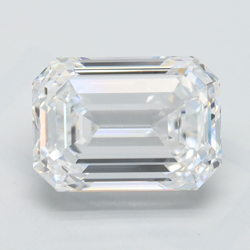 2.92 ct. emerald Lab Grown Diamond front image