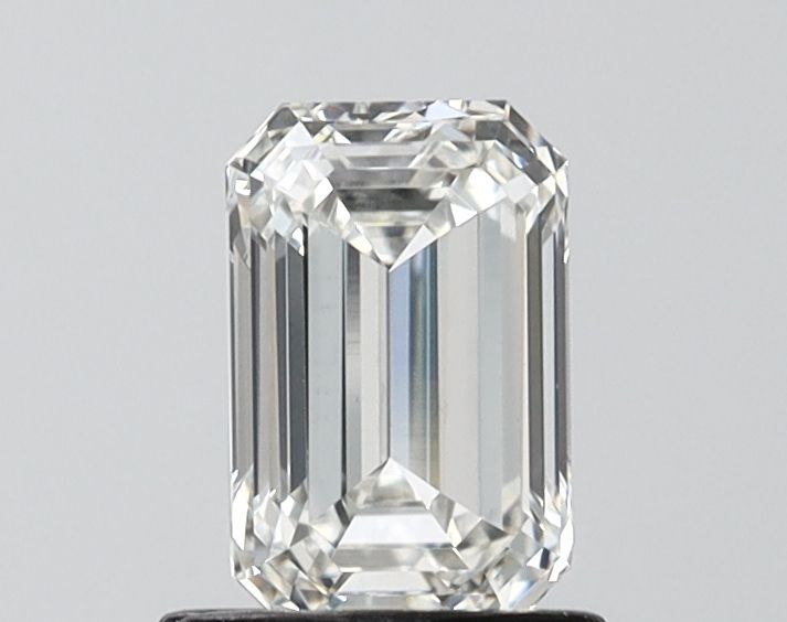 1.04 ct. emerald Lab Grown Diamond front image