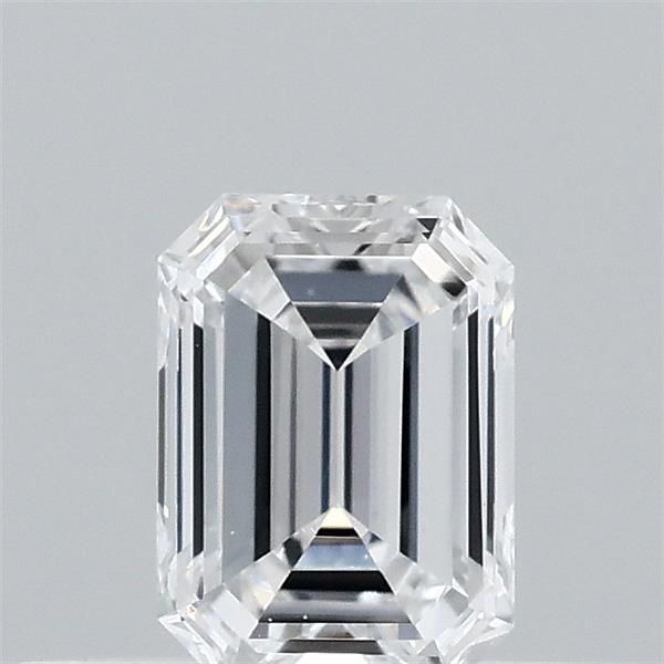 0.3 ct lab-grown Emerald Diamond