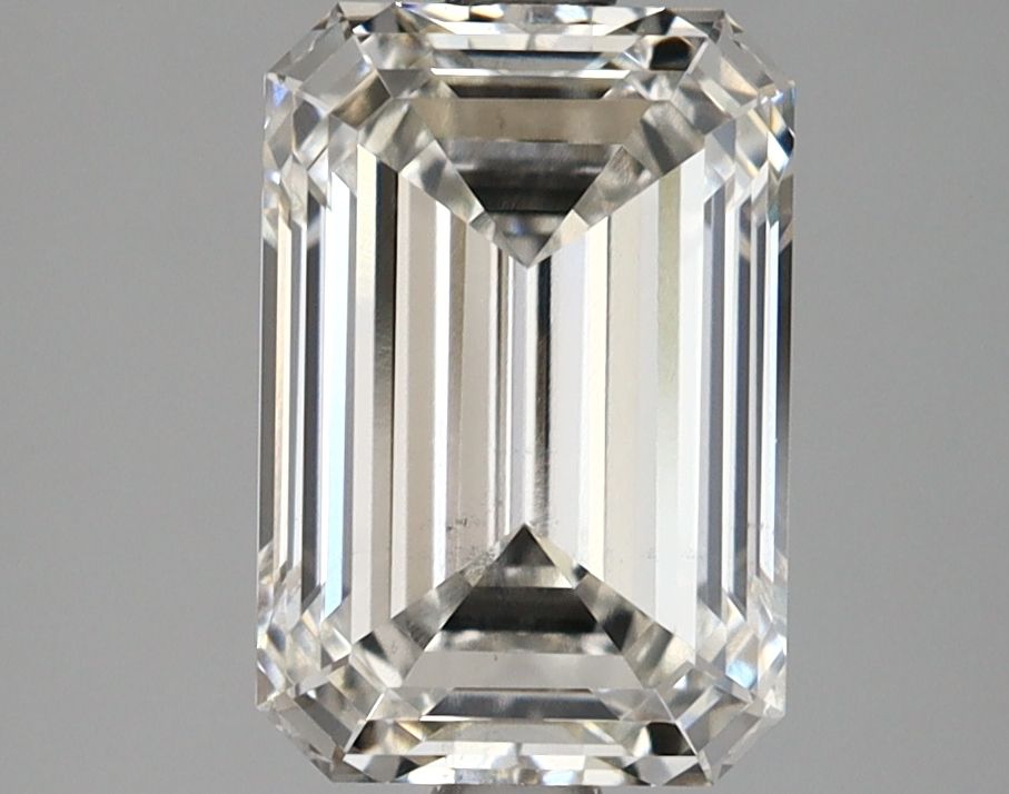 2.64 ct Emerald diamond