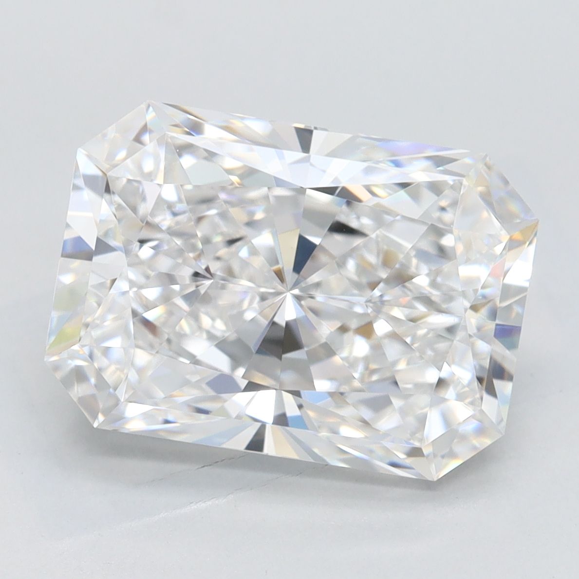 4.19 ct. radiant Lab Grown Diamond front image