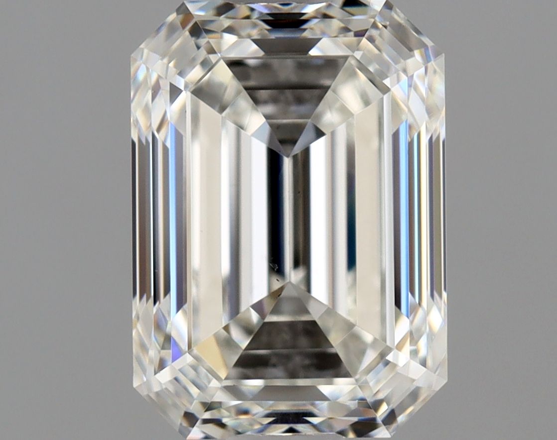 2.01 ct Emerald diamond