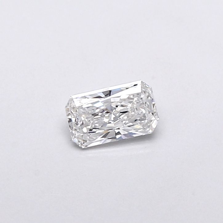 0.27 ct lab-grown Radiant Diamond