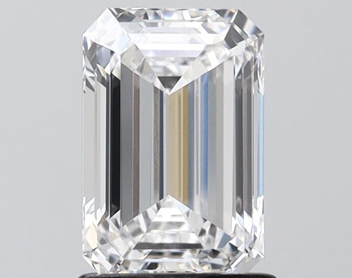 1.50 ct. emerald Lab Grown Diamond front image