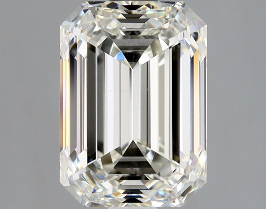 2.01 ct Emerald diamond