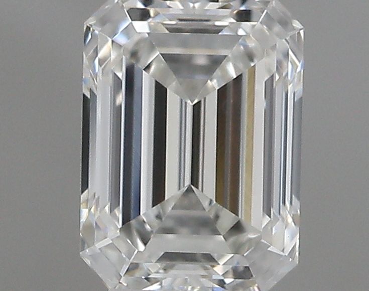 0.38 ct Emerald diamond