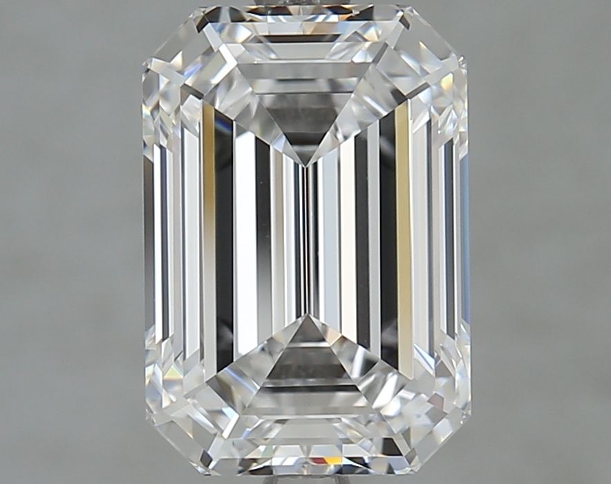 3.20 ct. emerald Lab Grown Diamond front image