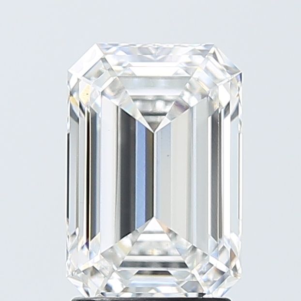 2.56 ct Emerald diamond