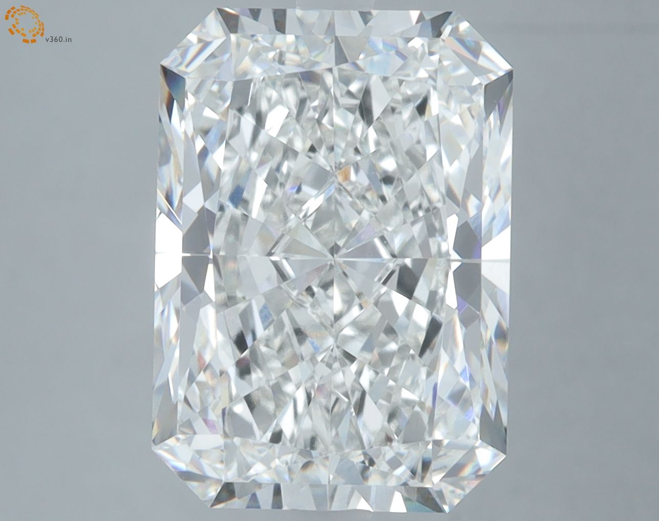 7.05 ct. radiant Lab Grown Diamond front image