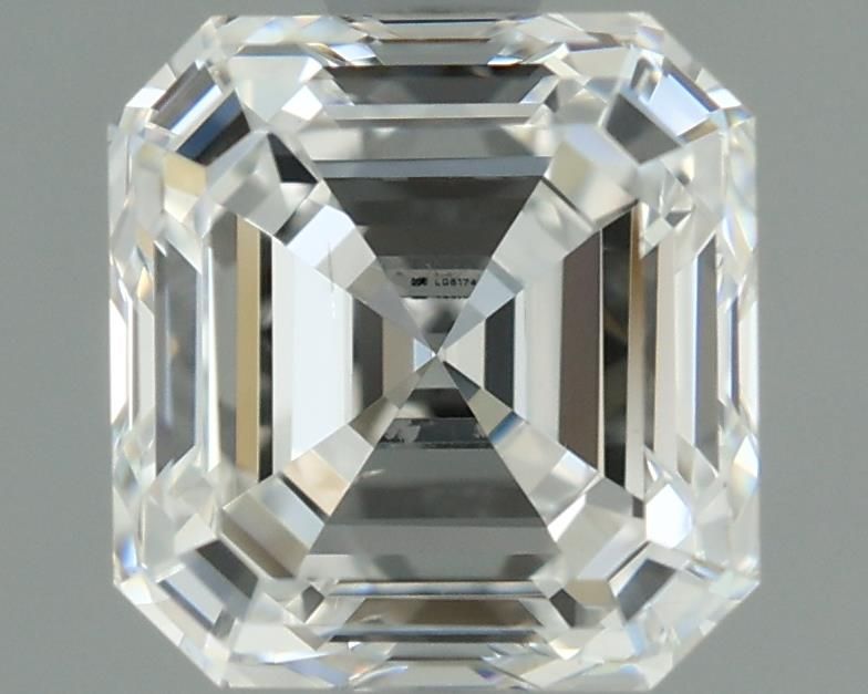 1.7 ct lab-grown Square emerald Diamond