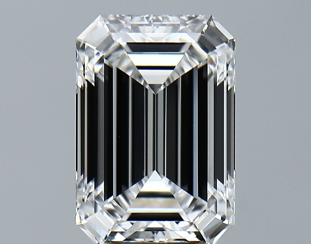 4.30 ct. emerald Lab Grown Diamond front image