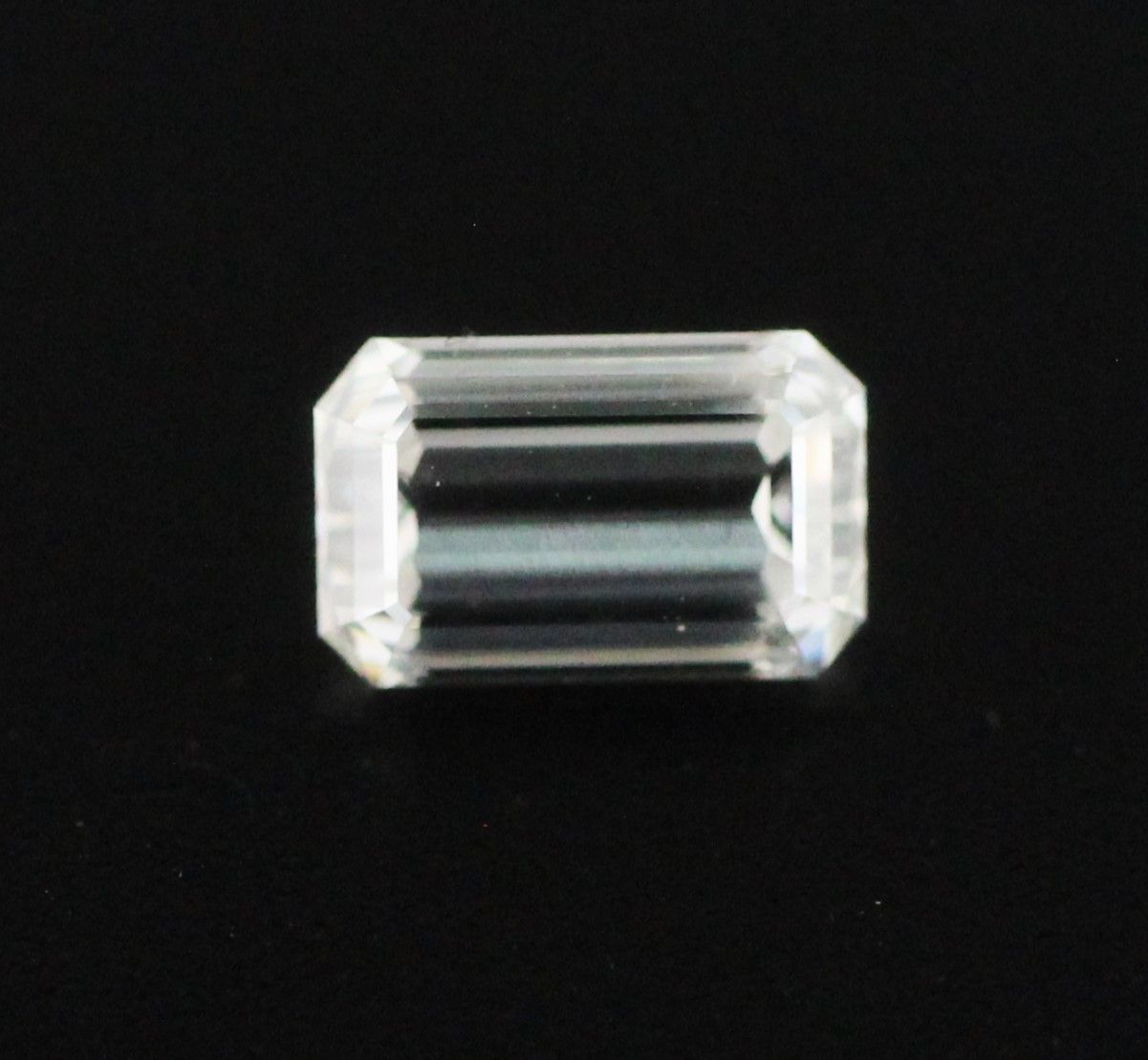 0.34 ct Emerald diamond