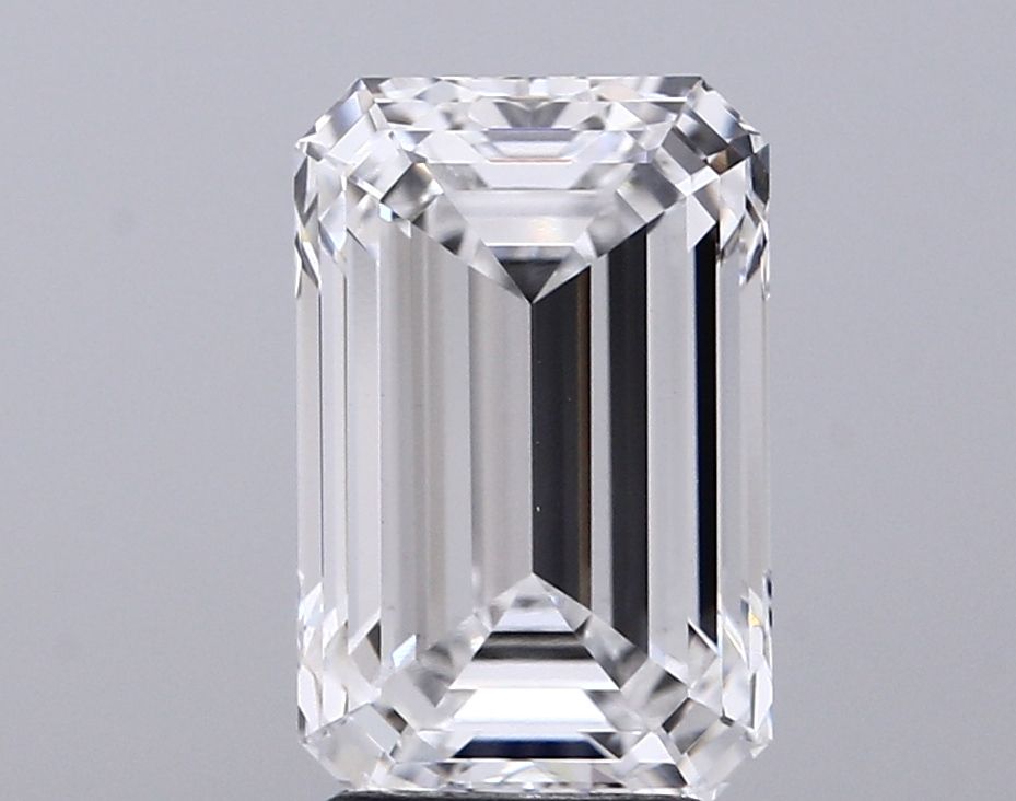 3.52 ct. emerald Lab Grown Diamond front image