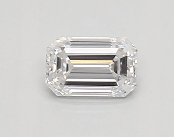 0.32 ct lab-grown Emerald Diamond