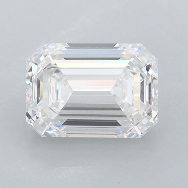 1.25 ct. emerald Lab Grown Diamond front image