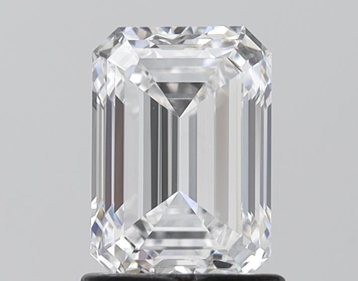 1.39 ct. emerald Lab Grown Diamond front image