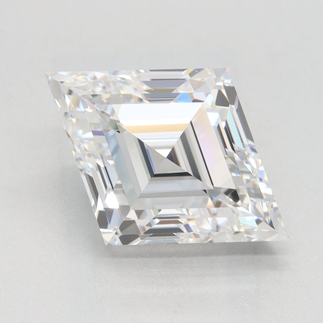 2.52 ct lab-grown Lozenge Diamond