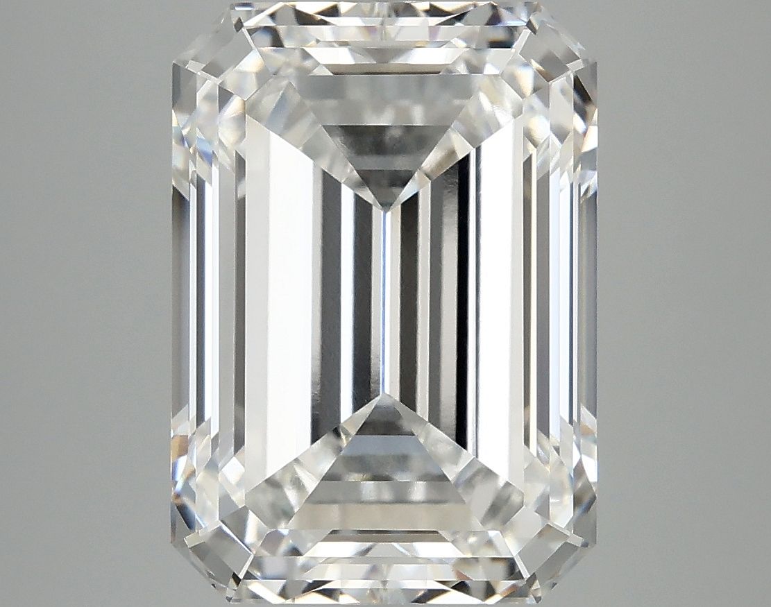 7.15 ct. emerald Lab Grown Diamond front image