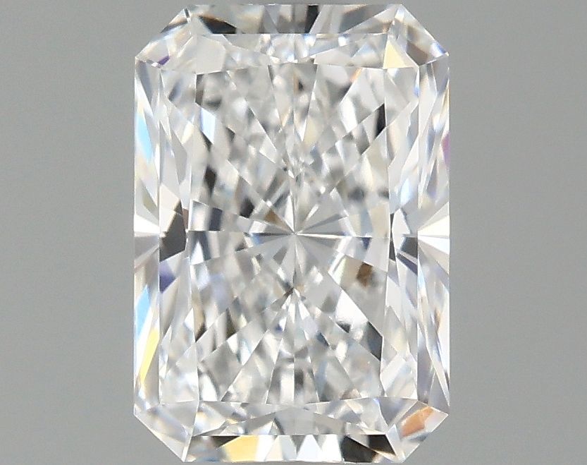 1.05 ct. radiant Lab Grown Diamond front image