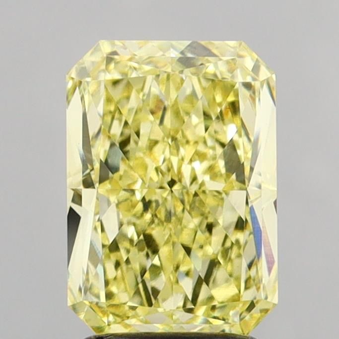 2.57 ct Radiant diamond