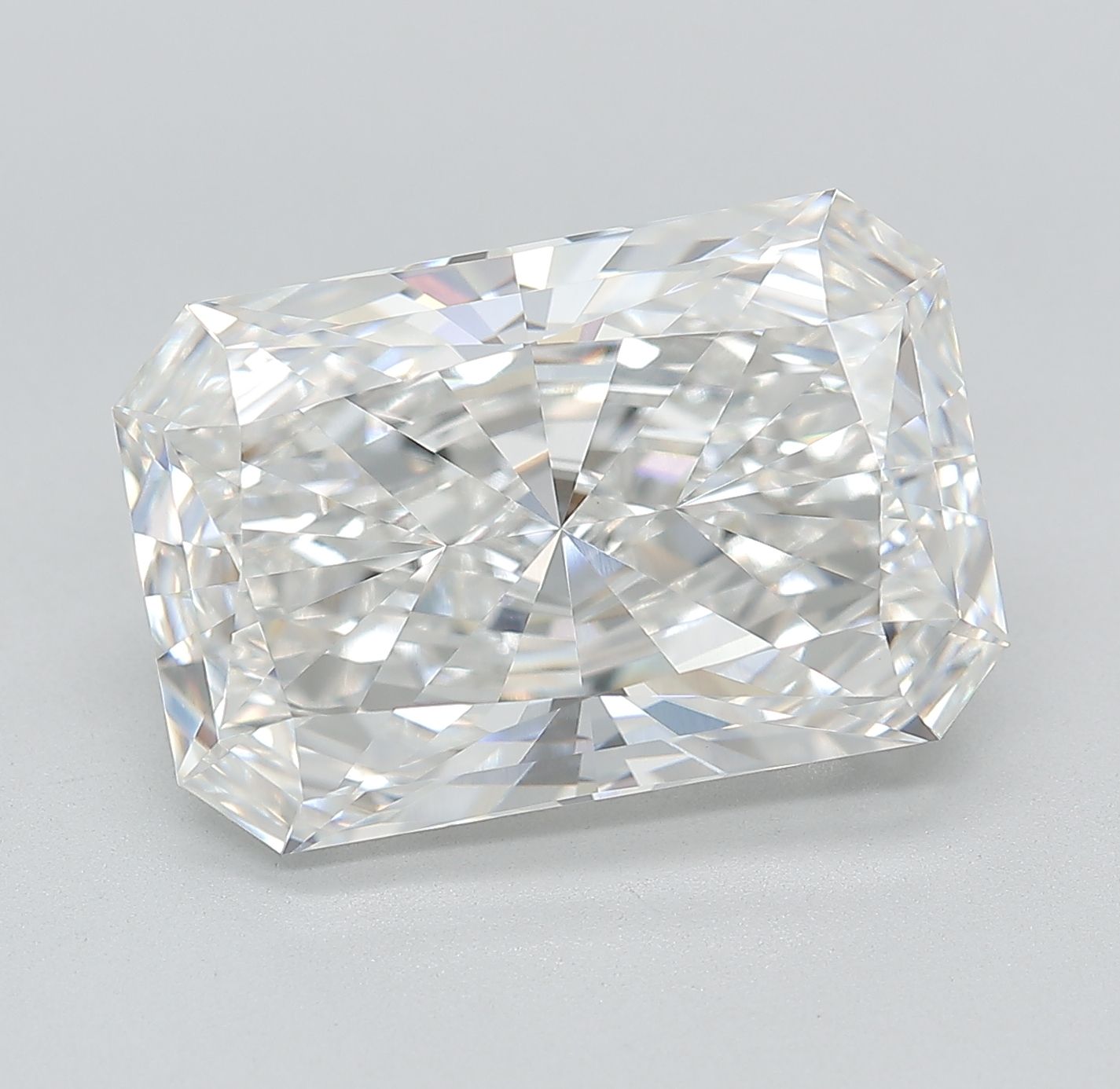 9.50 ct. radiant Lab Grown Diamond front image