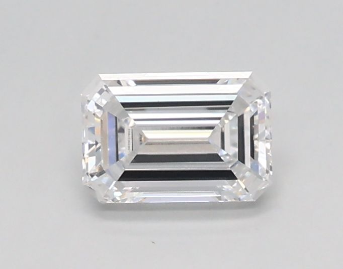 0.4 ct lab-grown Emerald Diamond